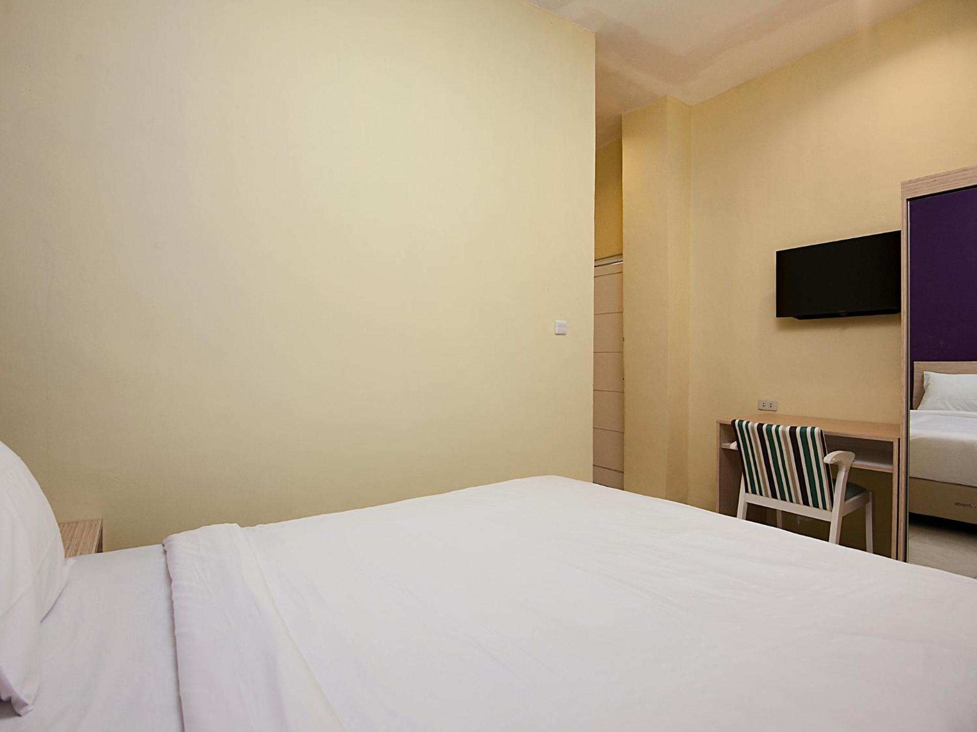 Rap Hotel Balige Exterior photo